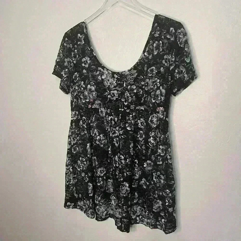 Torrid Black Blue floral Sheer Lace Babydoll Top 00 Large 12/14 - Picture 5 of 6